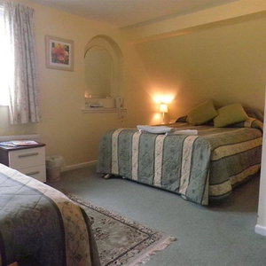 Hotel Midway House cazare York