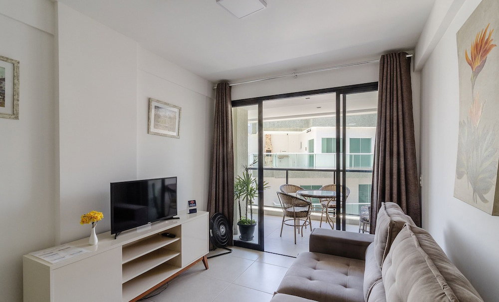 Hotel Charming Apt In Cabo Frio Sda311