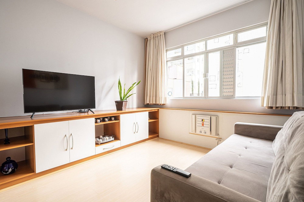 Hotel Well Equipped Apt In Bc Center 300M Fr/ Sea Ecp055