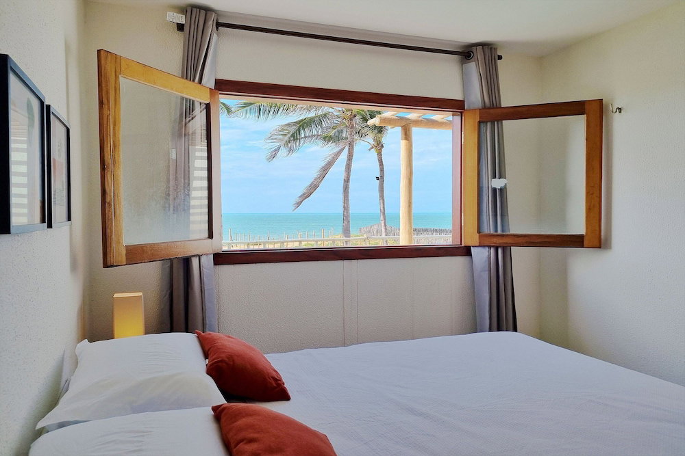 Hotel The Point Bungalow On The Sand In Fortim By Carpediem