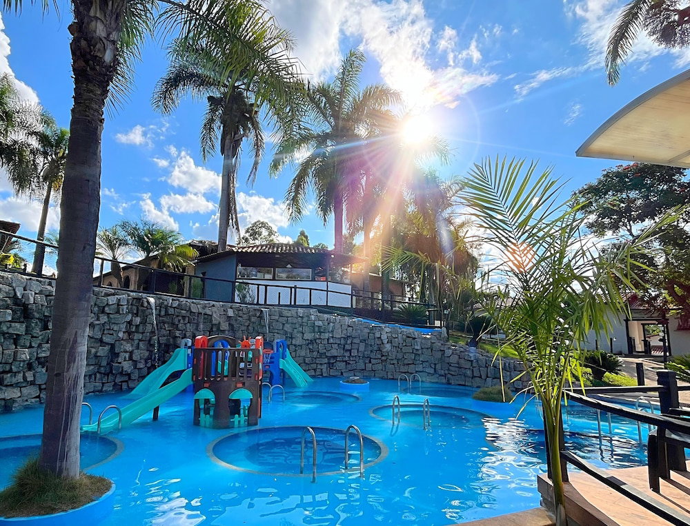 Hotel Village Resort