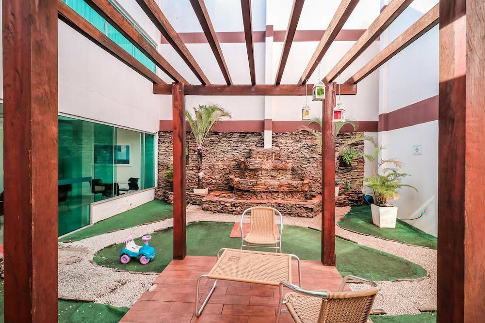 Hotel Turis Hotel