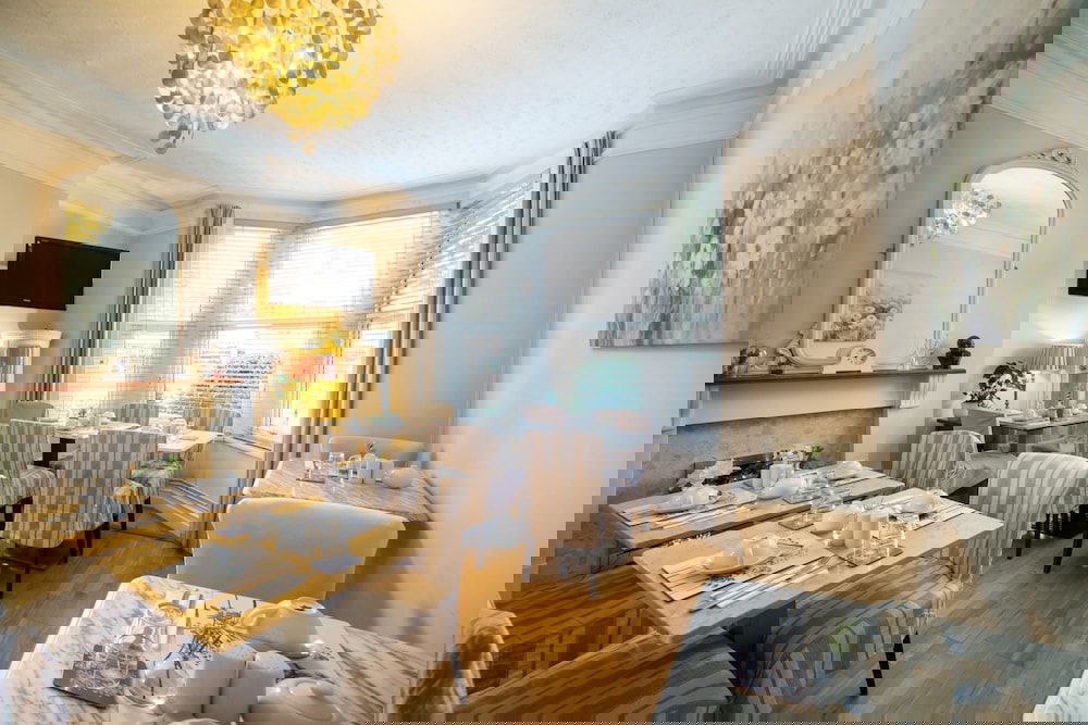 Hotel Lonsdale Guest House