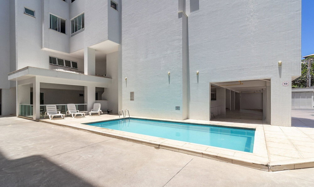 Hotel Beaut Apt In Praia Do Forte, 700M From Sea Rbm207