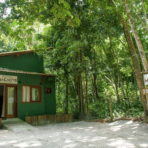 Hotel Chal 3 Com Churrasqueira E Ar A 200M Da Praia cazare Prado