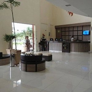 Hotel Frente Ao Parque Da Lagoa Quente, Apto Particular Com Varanda E Vista Piscinas, Com Tela De Proteção cazare Caldas Novas