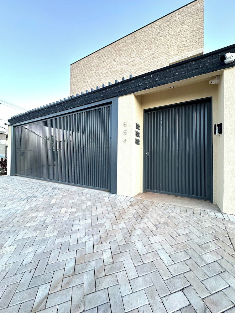Hotel Apartamento Pequi Luxo Com Garagem