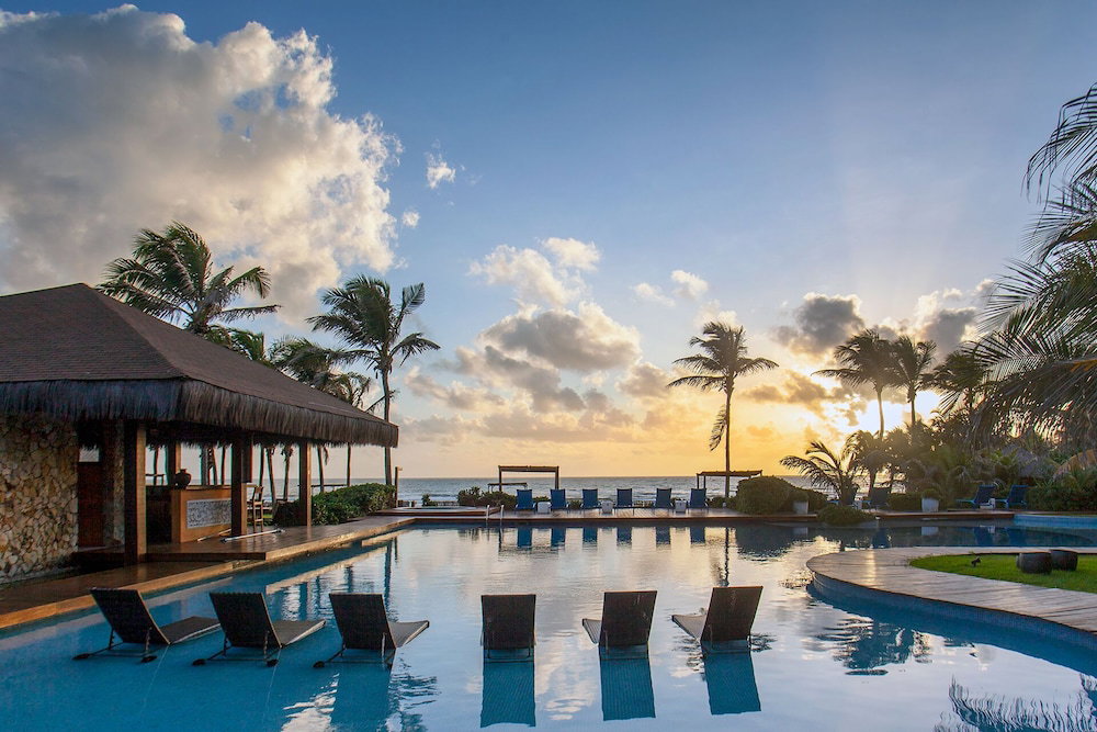 Hotel Zorah Beach Hotel