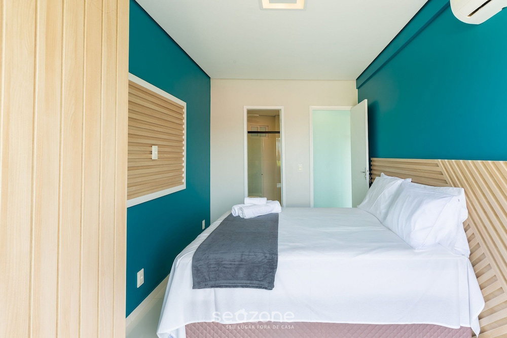 Hotel Apt In Condo W/ Pool 1 Block The Beach Kvi0203