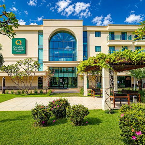 Hotel Quality Hotel & Suites Brasilia cazare Porecatu