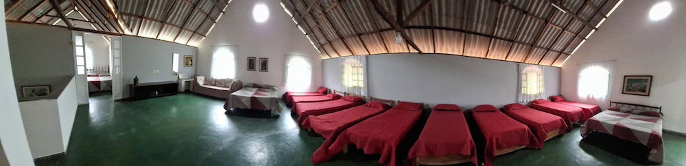 Hotel Sítio Siriruia 27 99998-6813
