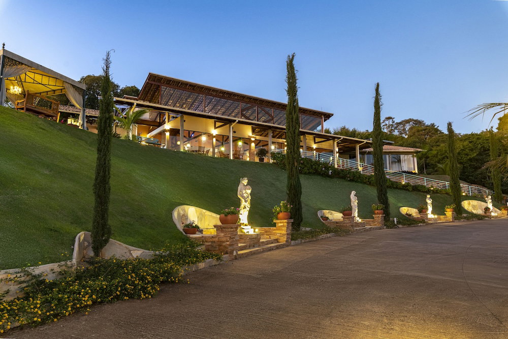 Hotel Bellaminas Pousada