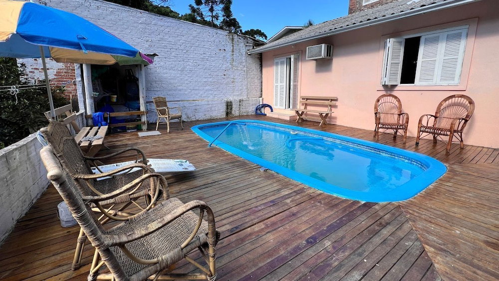 Hotel Casa Com Piscina Churrasqueira E Mesa De Bilhar
