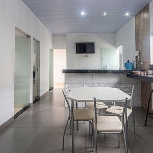 Hotel Apartamento Para 6 Com Vaga E Churrasqueira cazare Para de Minas