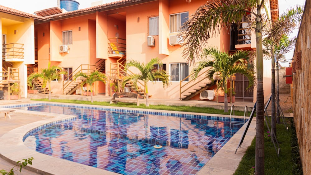 Hotel Apto Com Wi Fi Garagem E Piscina A 100M Da Praia