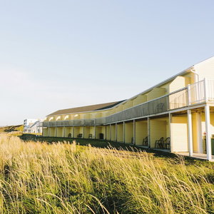 Hotel Pavillon Sur Mer By Riôtel (150 Metres From The Main Hotel) cazare Matane