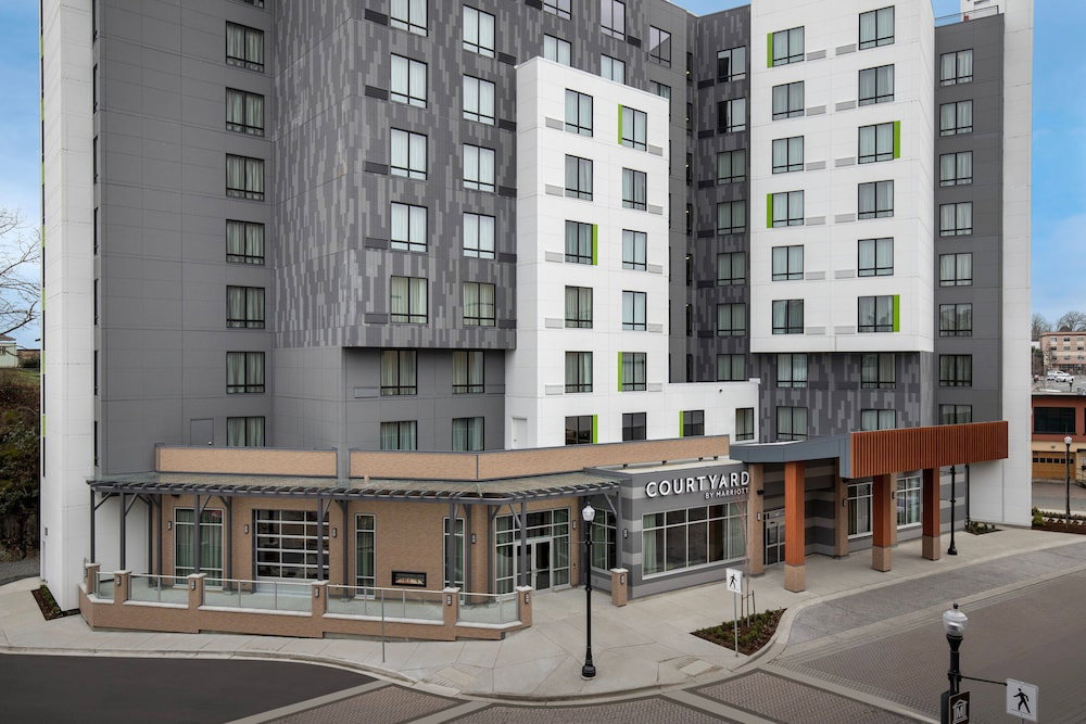 Hotel Courtyard By Marriott Nanaimo