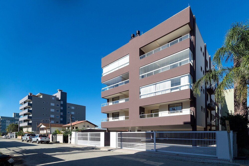 Hotel Aluguel Apartamento 2 Quartos 1 Suite 311A
