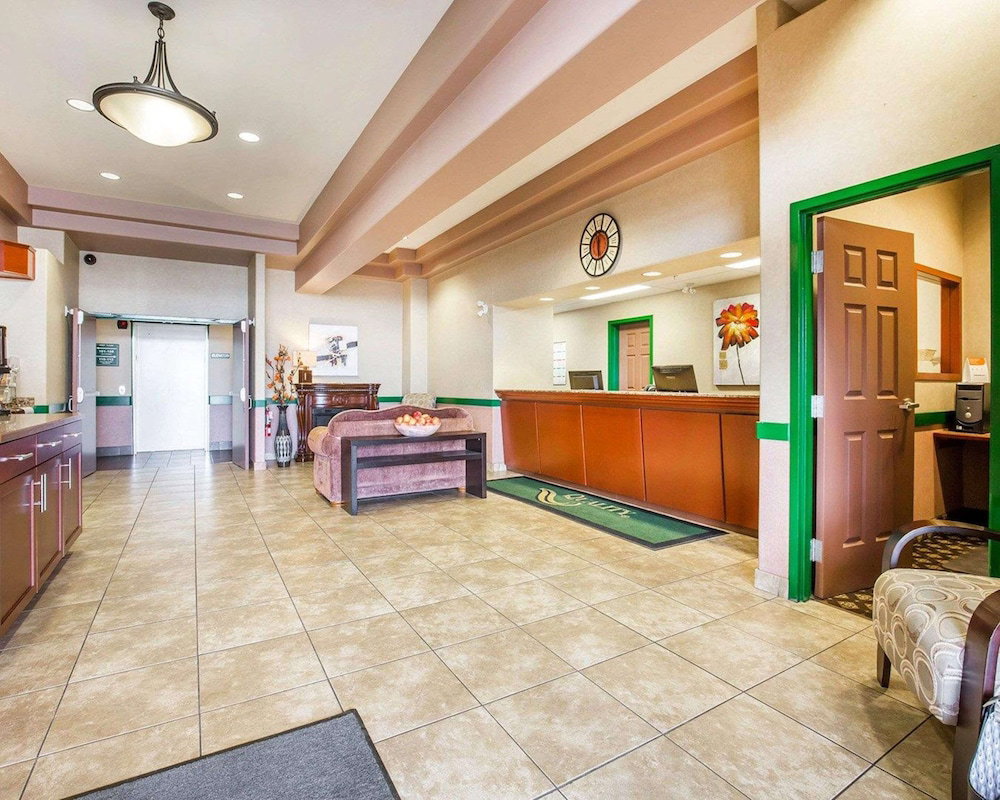 Hotel Quality Inn & Suites Lethbridge East