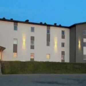 Hotel Auberge De La Traverse cazare Matane