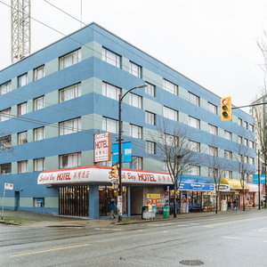 Hotel English Bay Hotel cazare West End