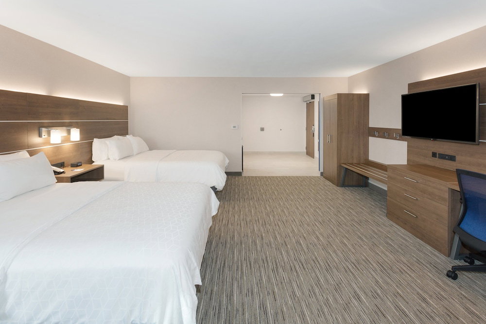 Hotel Holiday Inn Express Hotel & Suites Ottawa Airport By Ihg