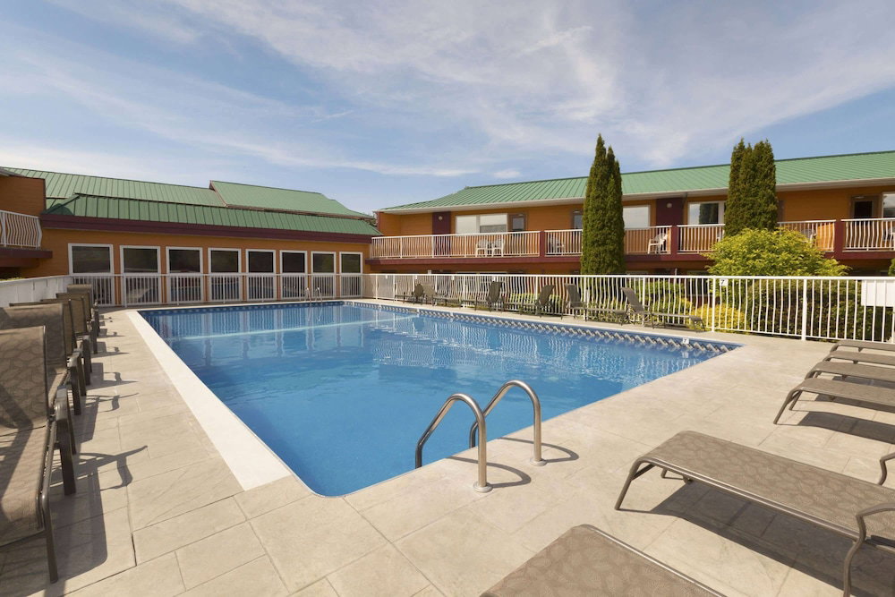 Hotel Days Inn & Conference Centre By Wyndham Penticton
