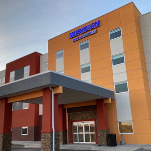 Hotel Meridian Inn & Suites Regina Airport cazare Regina