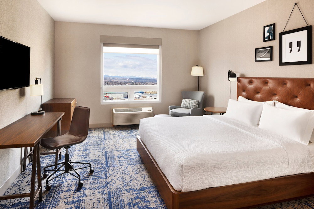 Hotel Four Points By Sheraton Calgary Airport