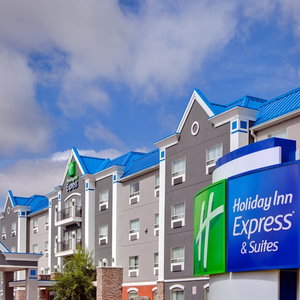Hotel Holiday Inn Express Hotel & Suites Calgary S-Macleod Trail S By Ihg cazare Heritage Pointe