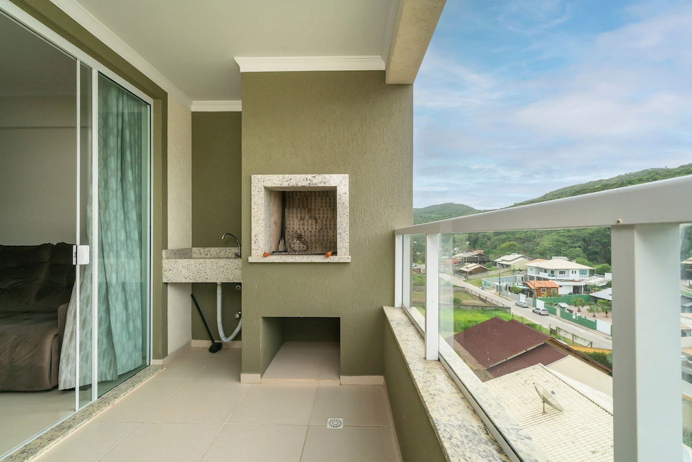 Hotel 1003B - Villa Montese - Apto 305