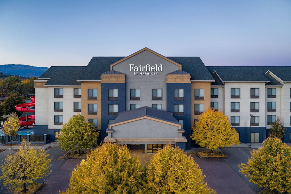 Hotel Fairfield Inn And Suites By Marriott Kelowna