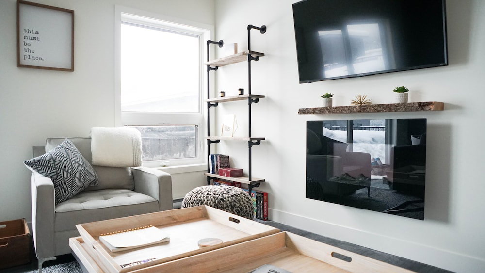 Hotel The Revy Den By Revelstoke Vacations