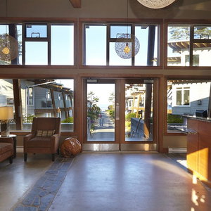 Hotel Cox Bay Beach Resort cazare Tofino