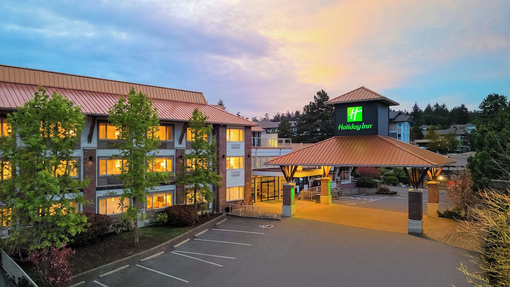 Hotel Holiday Inn Victoria Elk Lake By Ihg