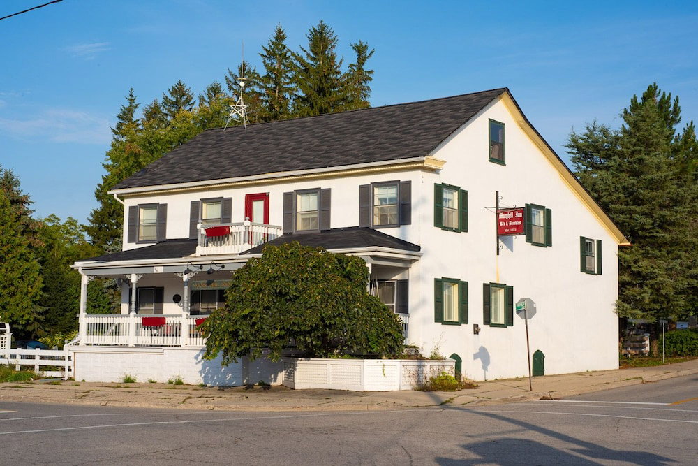 Hotel Maryhill Inn