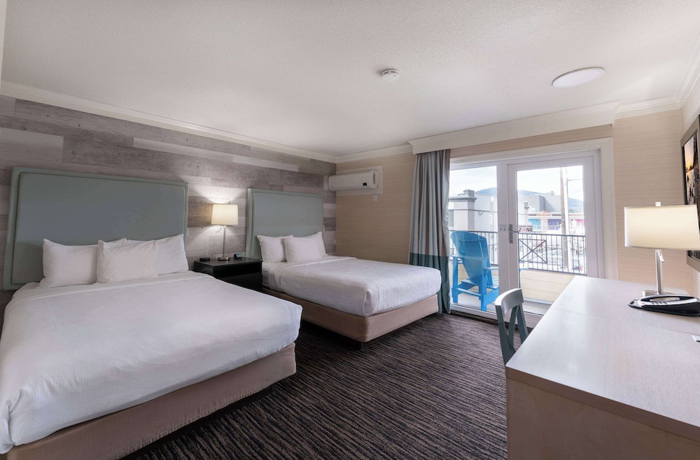 Hotel Prestige Beach House, Worldhotels Crafted