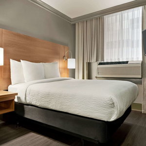 Hotel Days Inn By Wyndham Vancouver Downtown cazare West End