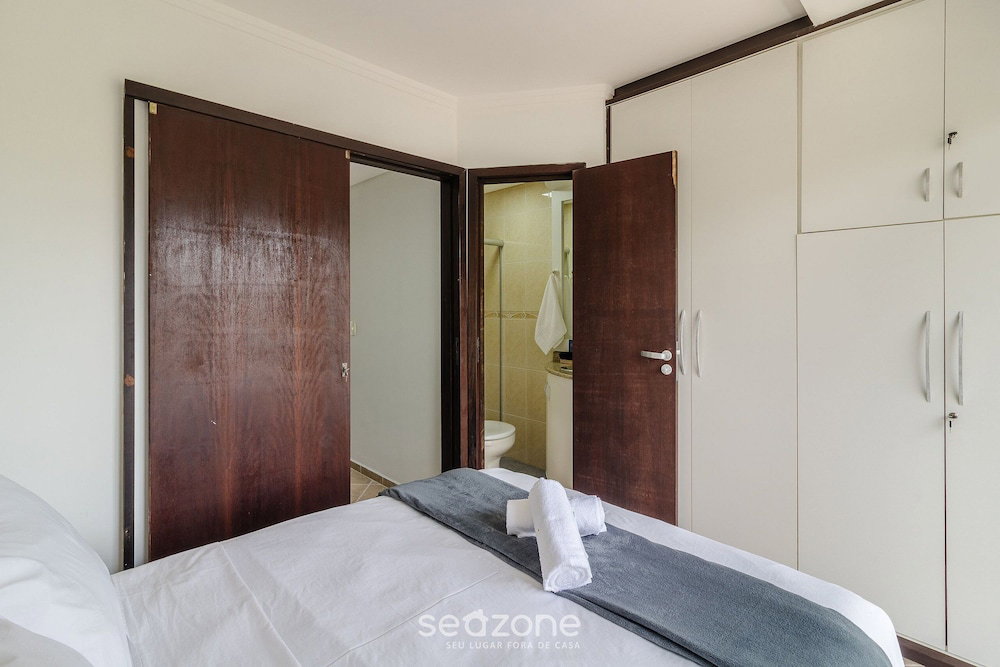 Hotel Houses In A Beachfront Condominium With A Swimming Pool In Itajuba - Mcss