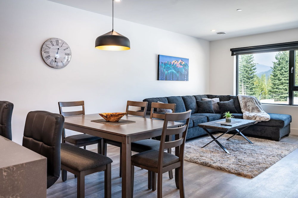 Hotel Alpine Haven By Revelstoke Vacations