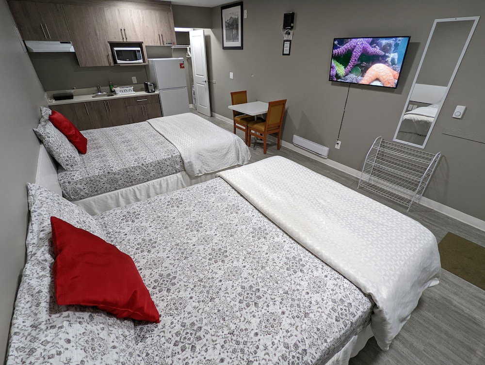 Hotel Riverside Motel & Suites