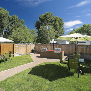 Hotel Tiki Shores Inn & Suites cazare Penticton