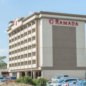 Hotel Ramada By Wyndham Edmonton South cazare Mill Woods Town Centre