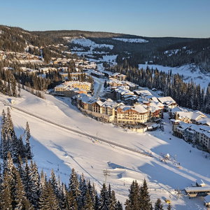 Hotel Sun Peaks Grand Hotel & Conference Centre cazare Chase