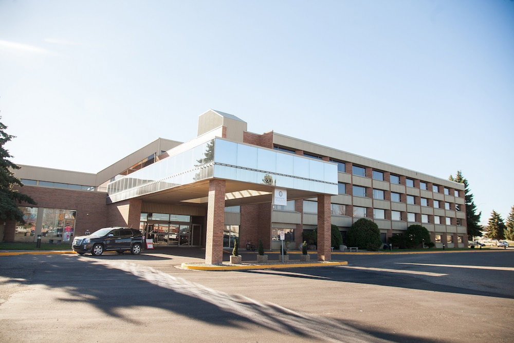 Hotel Medicine Hat Lodge, Resort, Casino, And Spa, Trademark Collection By Wyndham.