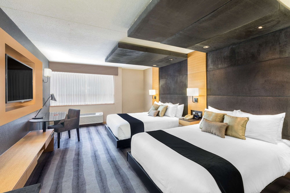 Hotel Ramada Plaza By Wyndham Prince George