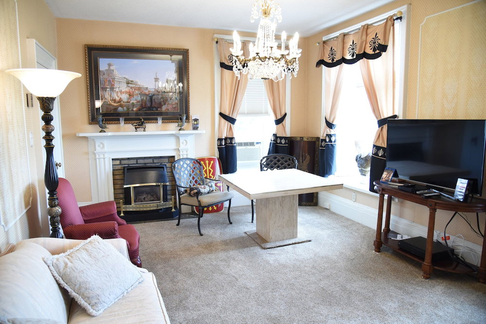 Hotel The Noble Suites