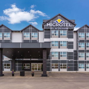 Hotel Microtel Inn & Suites By Wyndham Whitecourt cazare Whitecourt