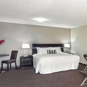 Hotel Royal Lodge cazare Mill Woods Town Centre