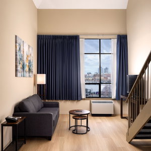 Hotel Huntingdon Hotel And Suites cazare Victoria